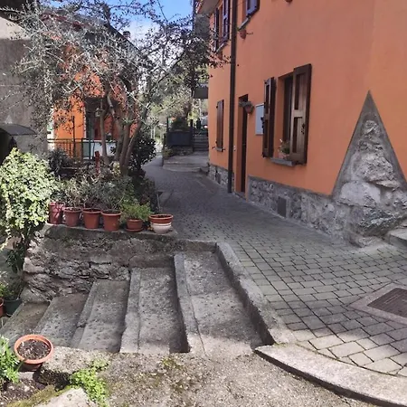 Casa vacanze The Magnolia House Garden Relax Lezzeno